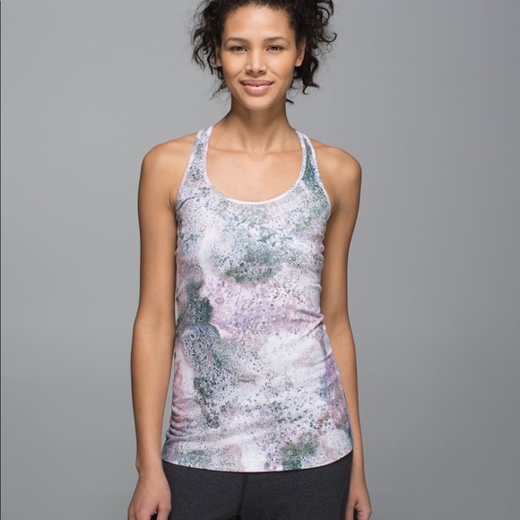 Lululemon sugar crush cool racer back tank - Picture 2 of 7